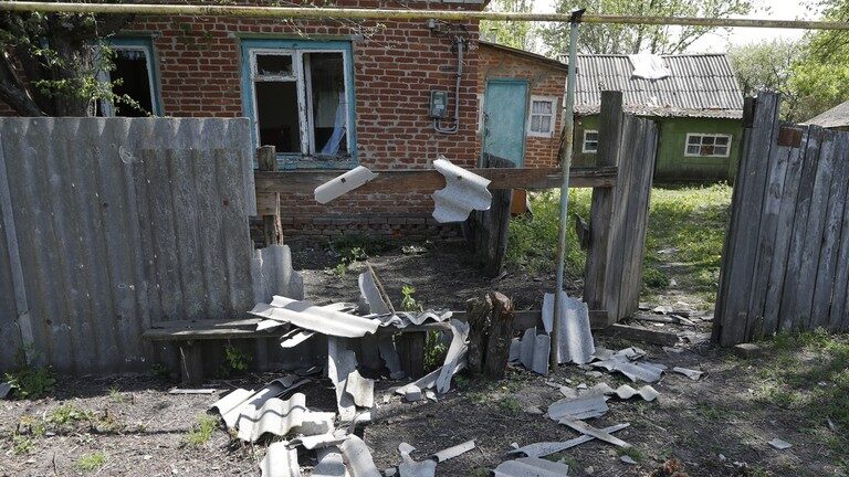 Click to enlarge solokhi shelling damage