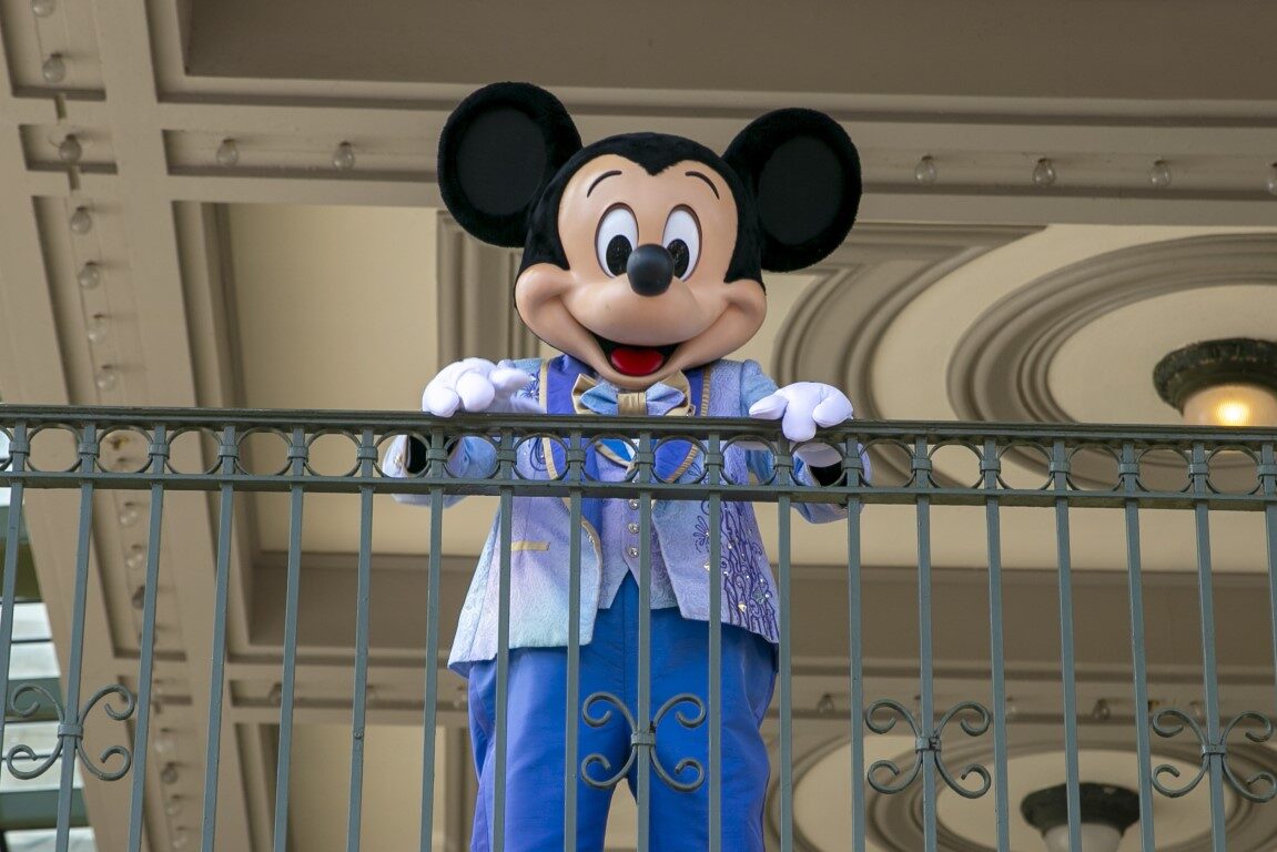 Click to enlarge mickey mouse costume