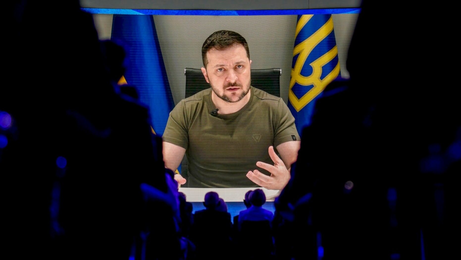 Click to enlarge zelensky davos