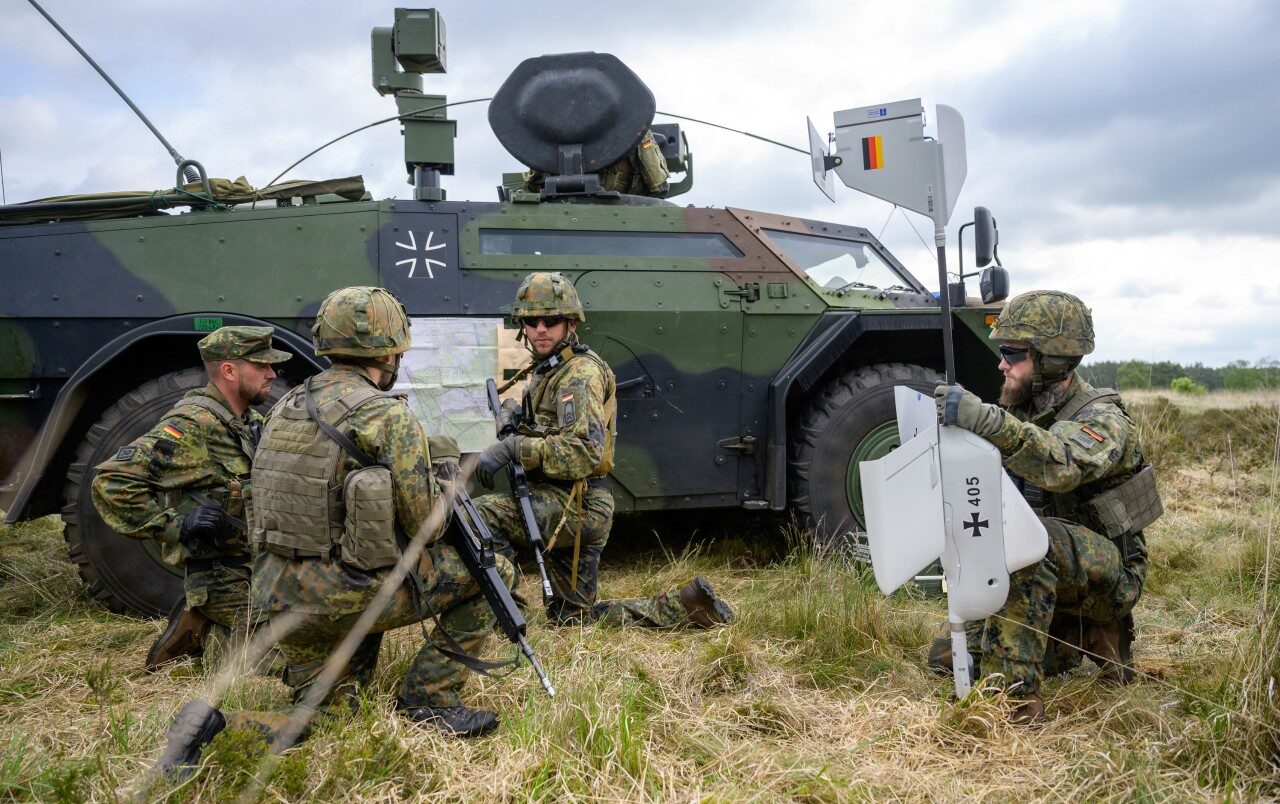 Click to enlarge army germany military