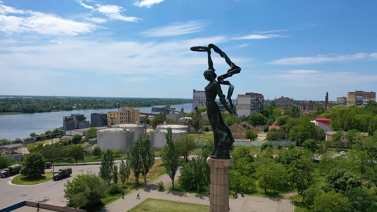 Click to enlarge An aerial view shows the city of Kherson on May 20, 2022.