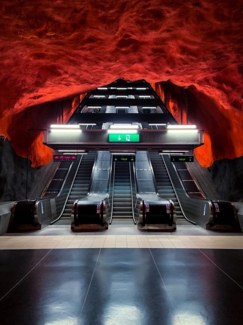 Click to enlarge escalator from hell