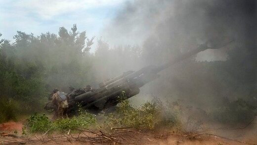 howitzer ukraine rocket