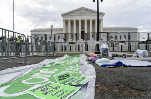 Click to enlarge supreme court abortion protest