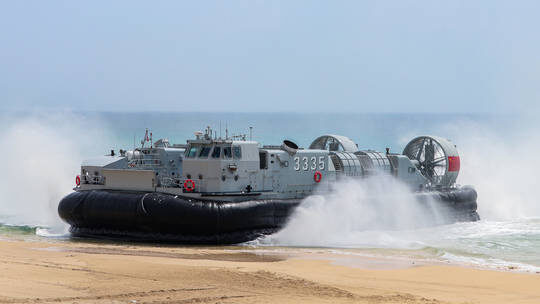 Chinese militray's air cushion