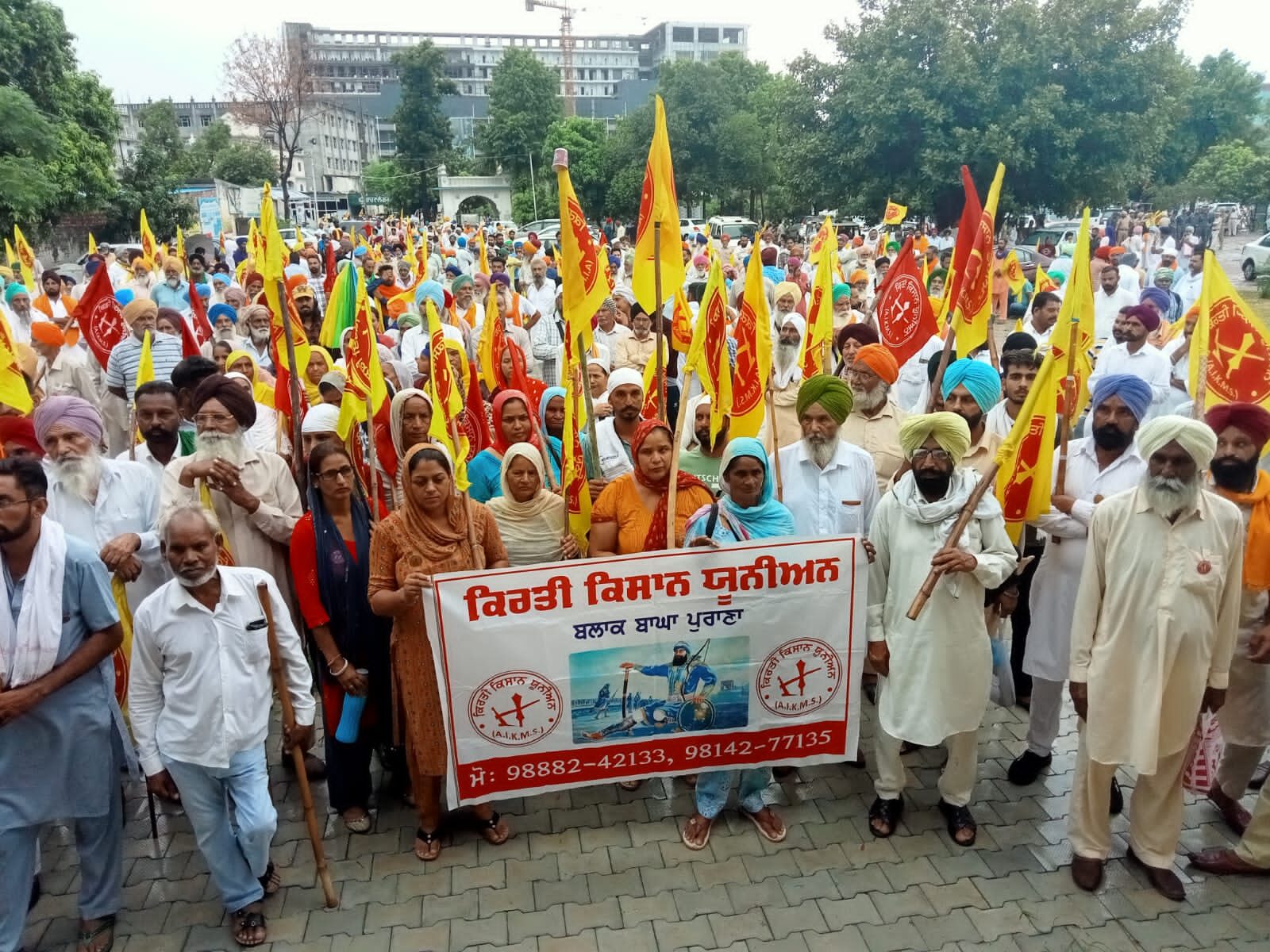 Click to enlarge india protest farmers