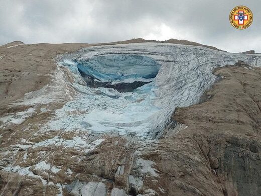 glacier collapse alps italy