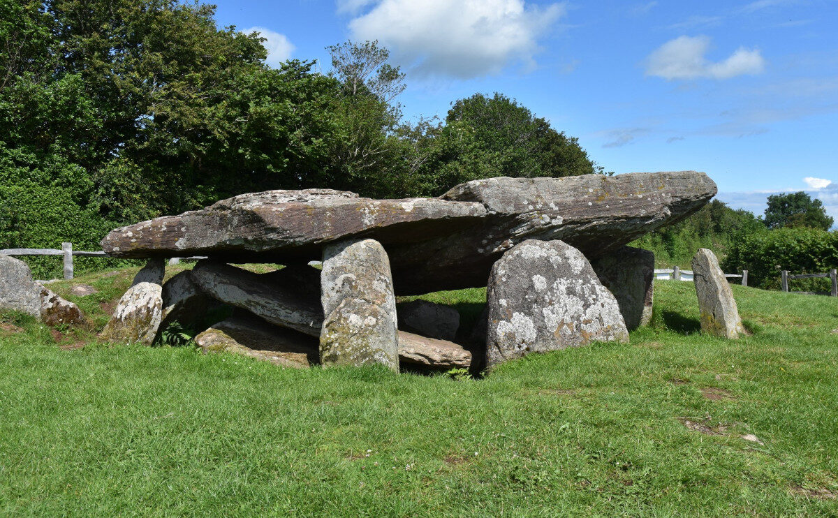 Click to enlarge Arthur's Stone