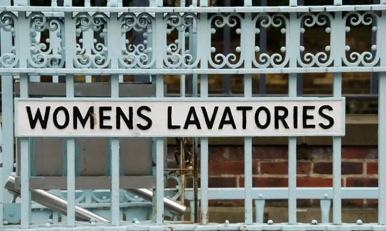 womens lavatories