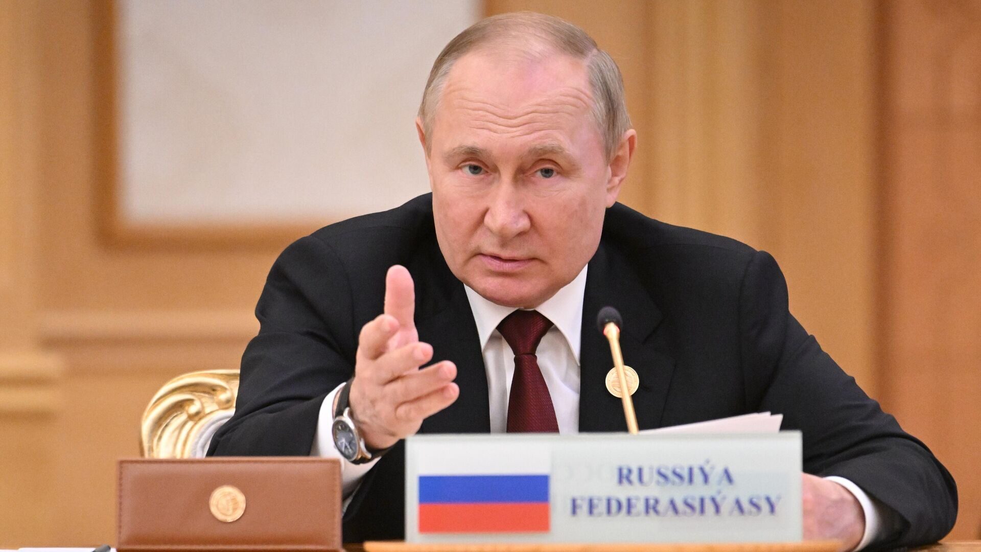 Click to enlarge Vladimir Putin
