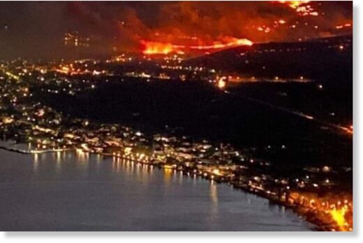 Click to enlarge The resort town of Itea, central Greece, has been encircled by the wildfire.