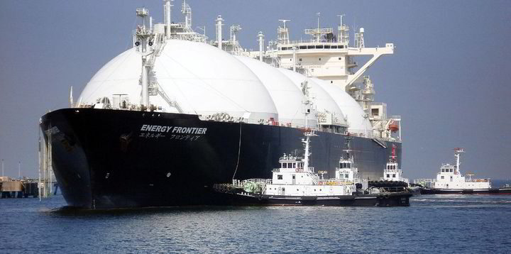 LNG Tanker