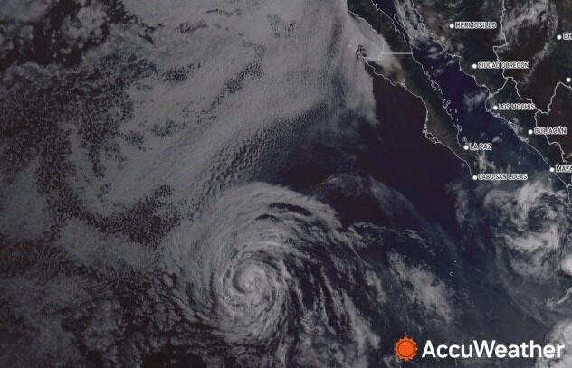 Click to enlarge Hurricane Bonnie longest storm strack