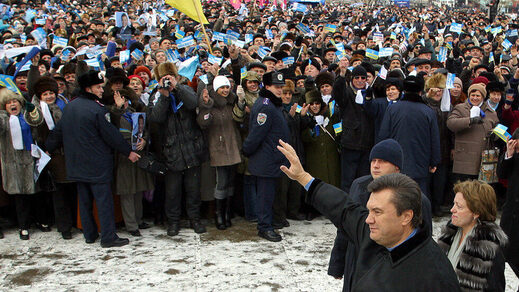 Viktor Yanukovich donbass 2004 independence