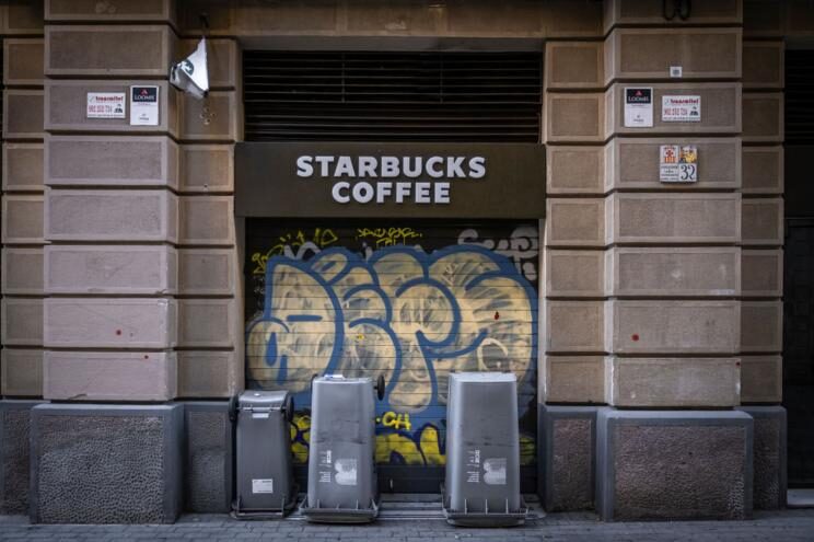 Click to enlarge starbucks close crime drug use
