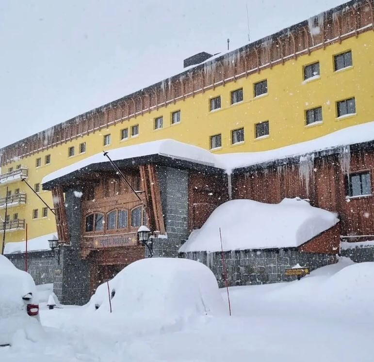 Click to enlarge Ski Portillo