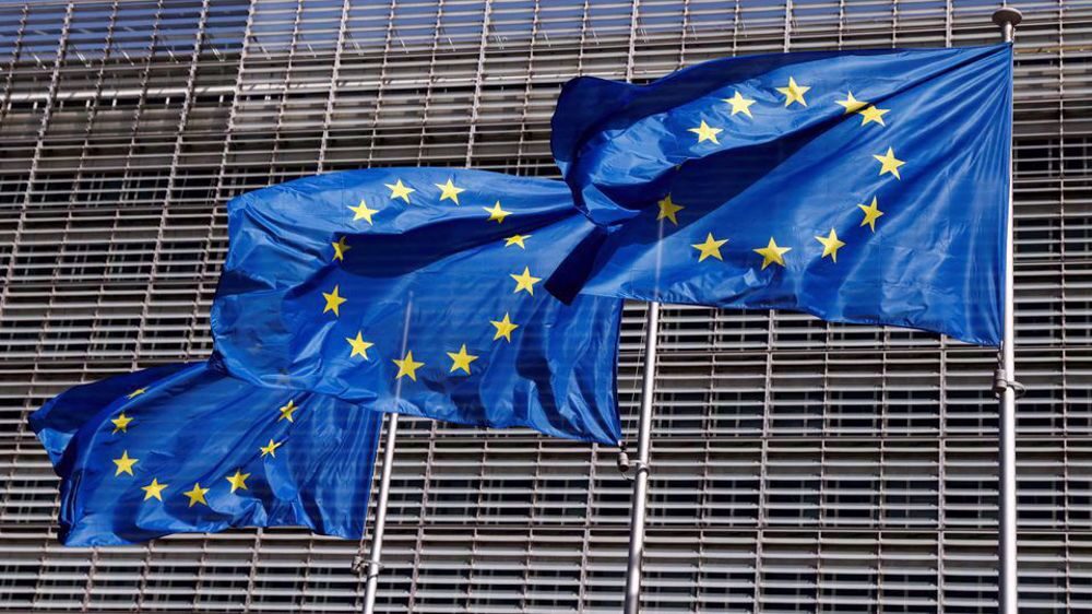European Union flags headquarters