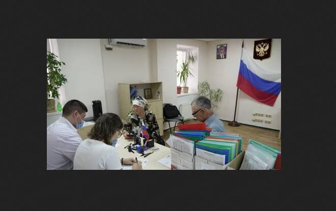 Russian passports in Kherson