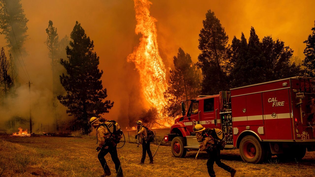 The fire near Jerseydale, Mariposa County, California, on July 23, 2022.