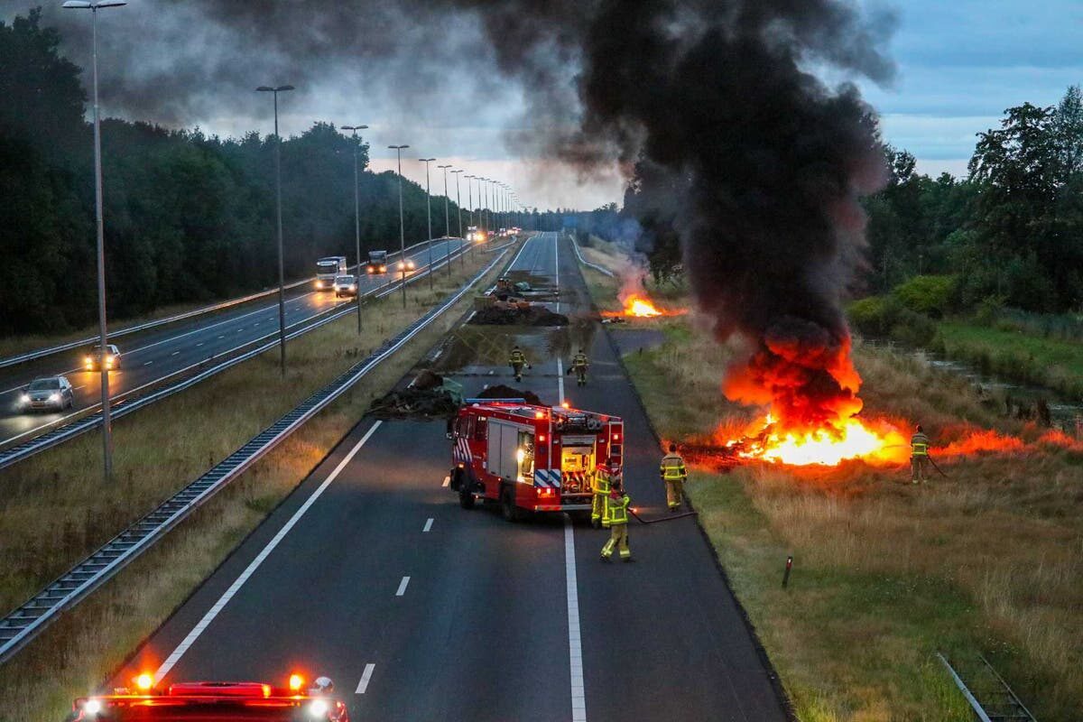 Dutch farmer protest continues with tire fires on highways