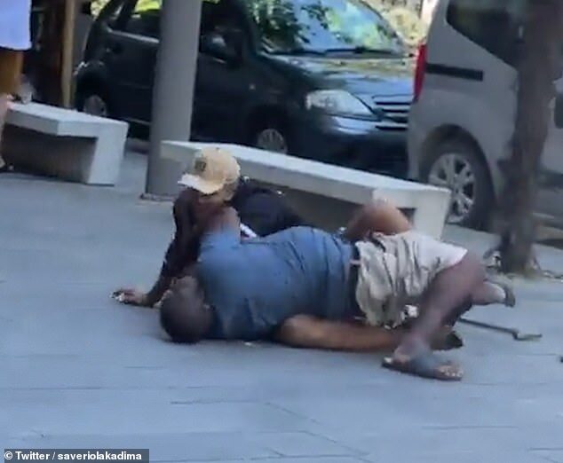 italy street fight