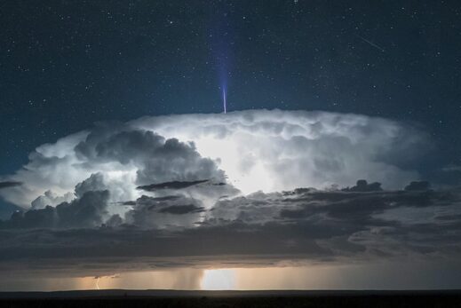 Click to enlarge blue jet