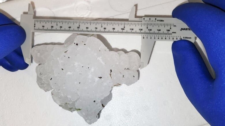 Click to enlarge This record-breaking hailstone was recovered