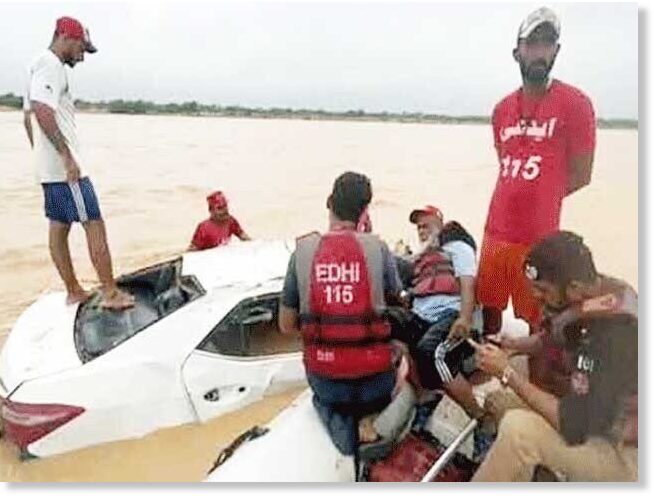 Seven Missing After Car Swept Away In Flash Flood On Highway In 