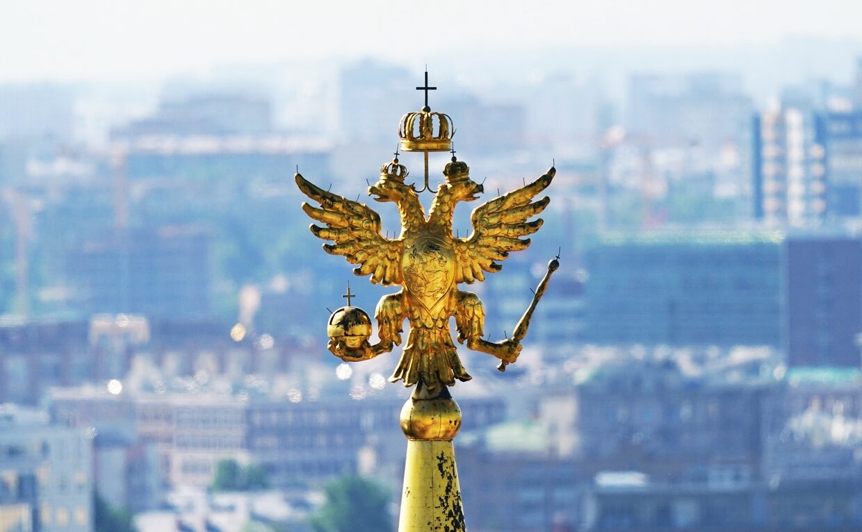 Click to enlarge russia moscow double eagle sculpture steeple