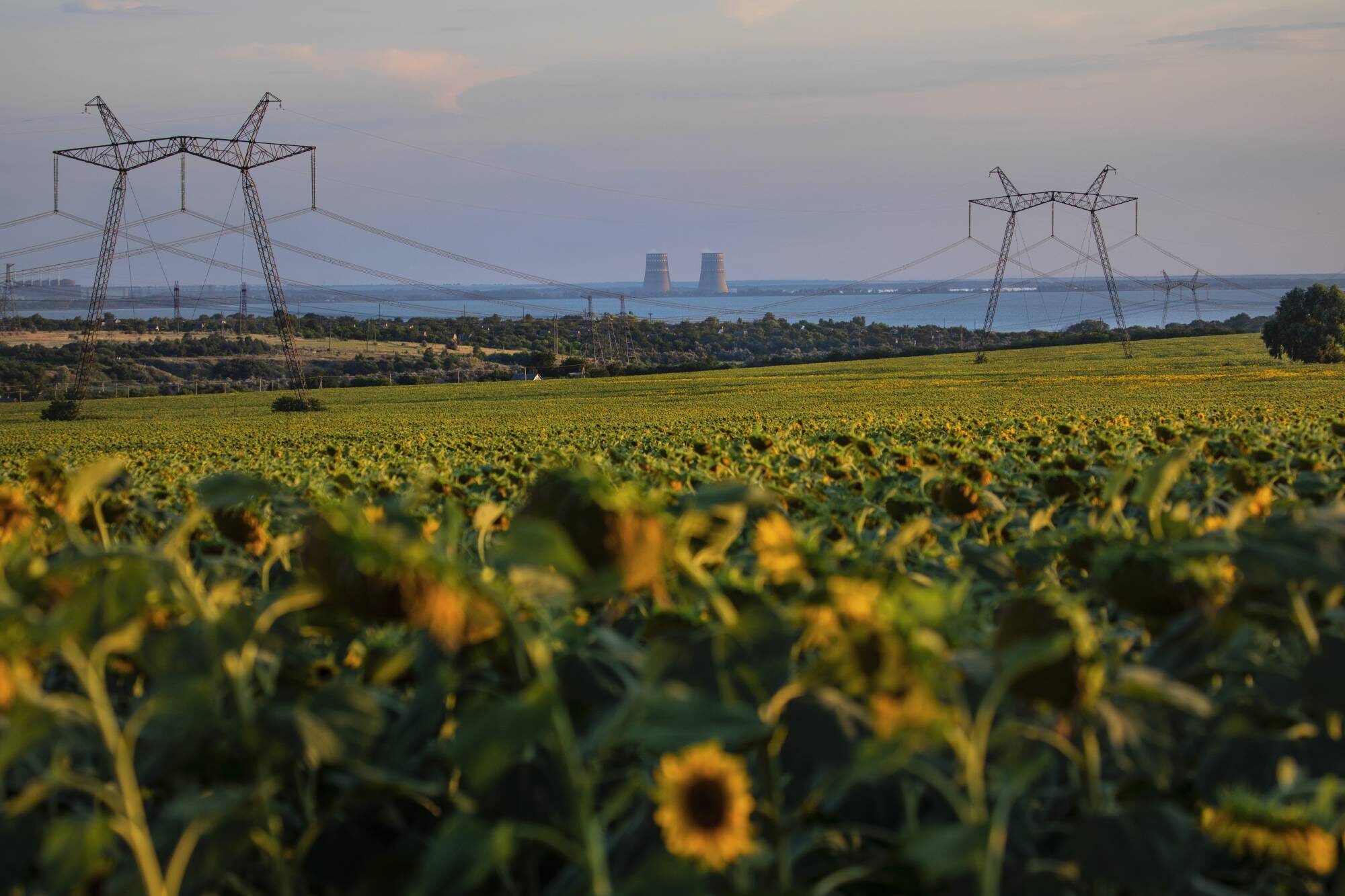 Click to enlarge ukraine nuclear plant Zaporozhye Zaporizhzhia