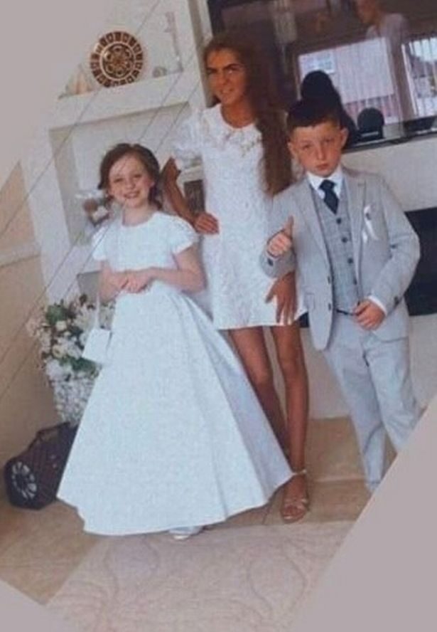 Chelsea, Lisa and Christy Cawley
