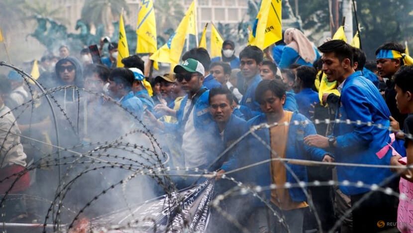 protest indonesia 2022 fuel