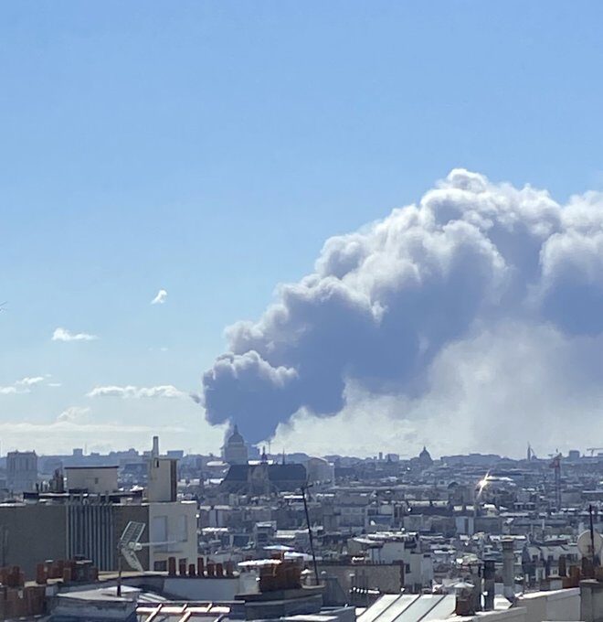 Fire Breaks Out At World's Biggest Produce Market In Paris