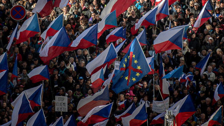 Czech government protests