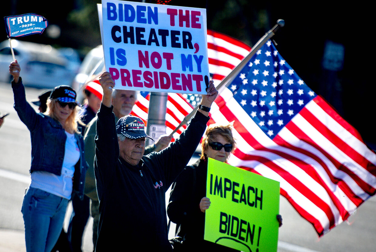 Click to enlarge Save America Rally, MAGA protesters, Trump supporters