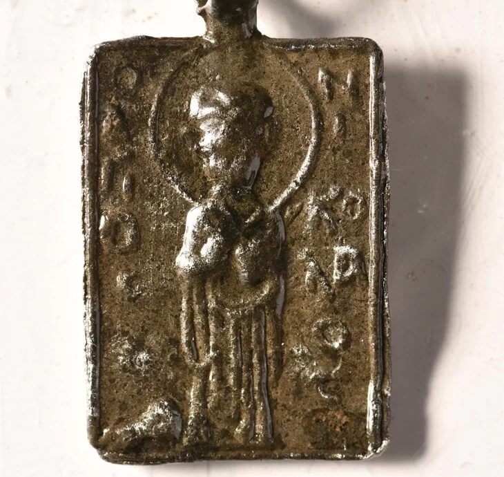 Click to enlarge St Nick Pendant