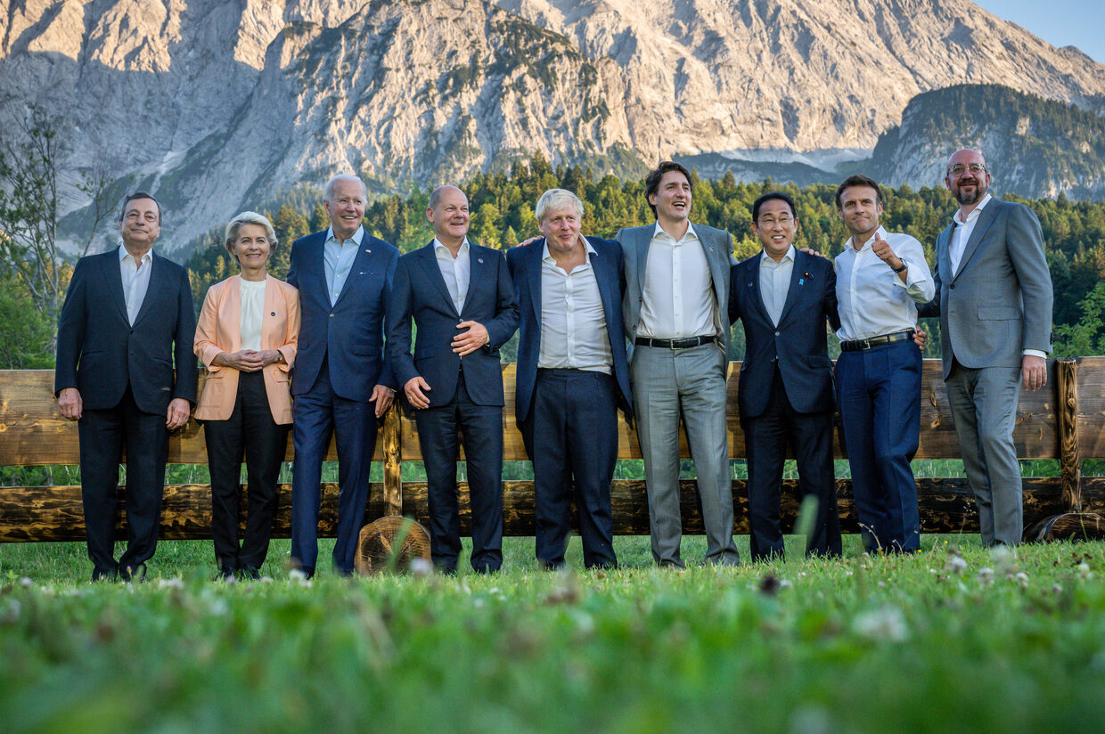 Click to enlarge Merkel Obama G7 Boris Johnson