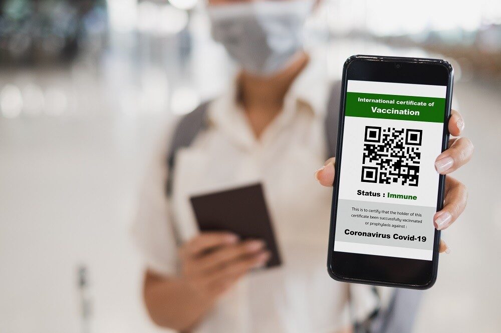 smart phone helth pass qcode