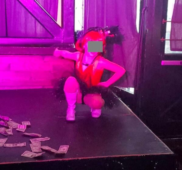 Child drag queen payment