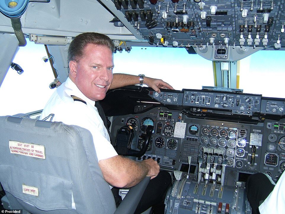 Click to enlarge Pilot Chris Van Voorhis ufos pacific ocean