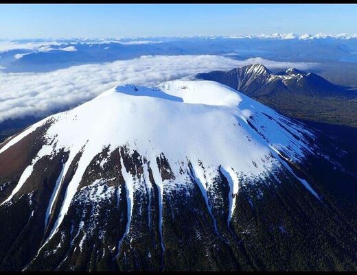 Click to enlarge Edgecumbe mount