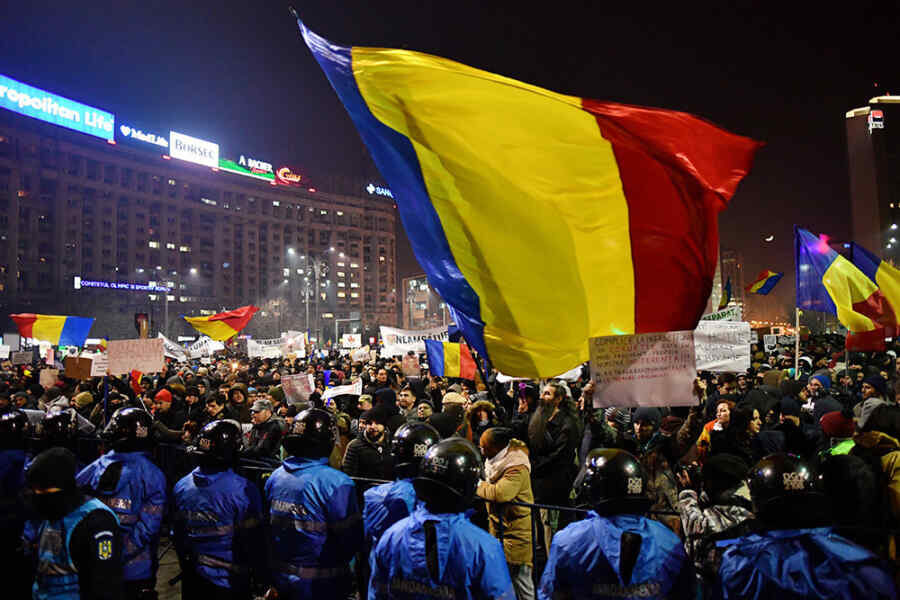romania protest nato 2022