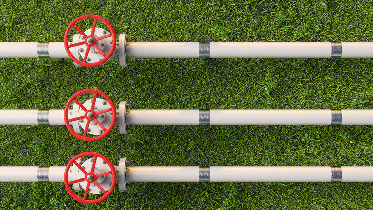 Click to enlarge pipes, pipeline, shutoff valves