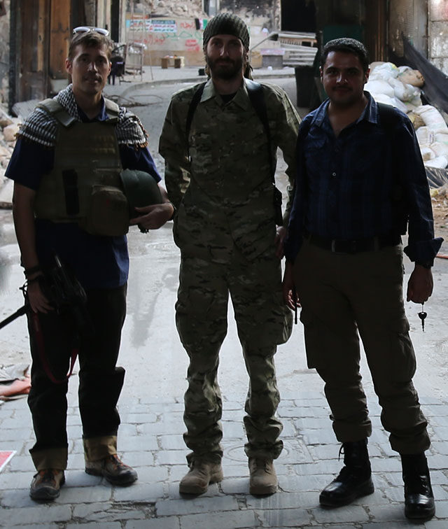 Click to enlarge Matthew VanDyke James Foley syria