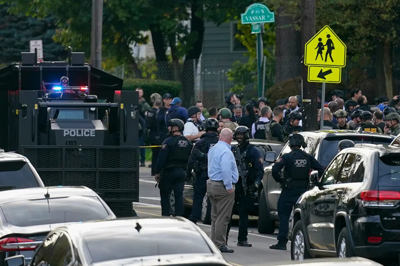 Click to enlarge sniper newark new jersey cops
