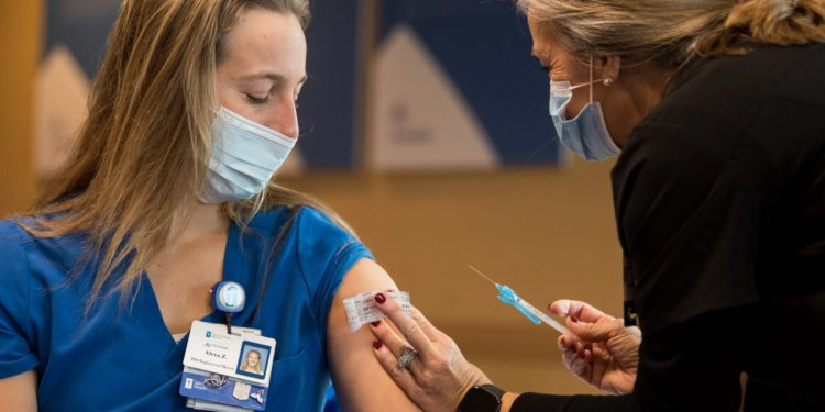 nurse, vaccine, shot, jab
