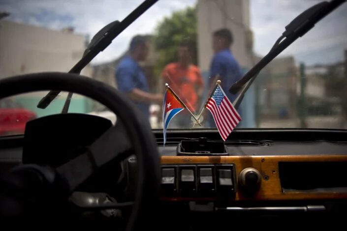 cuba us flag taxi