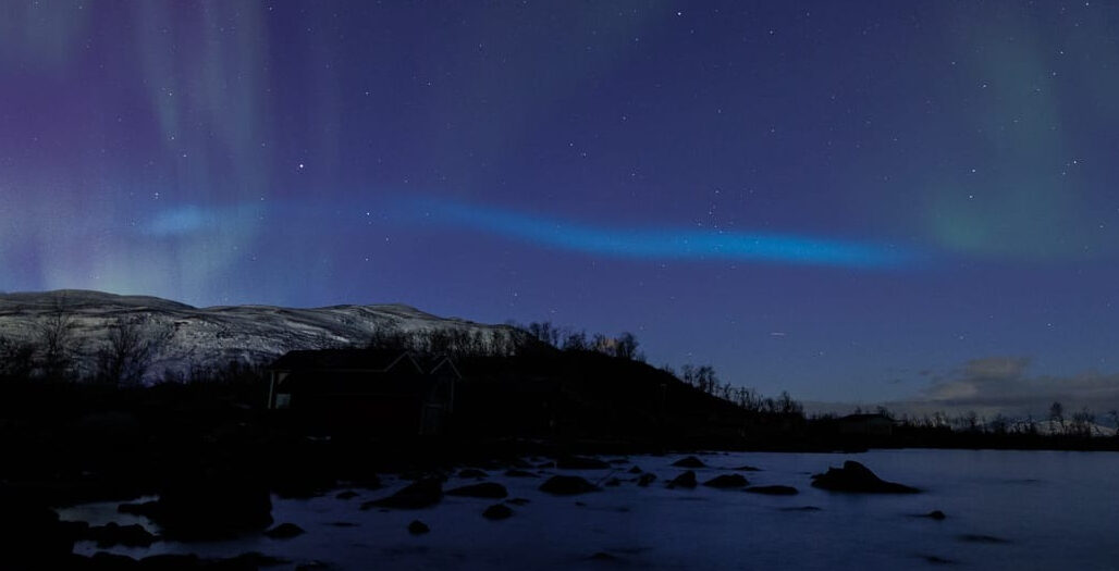 Click to enlarge blue aurora
