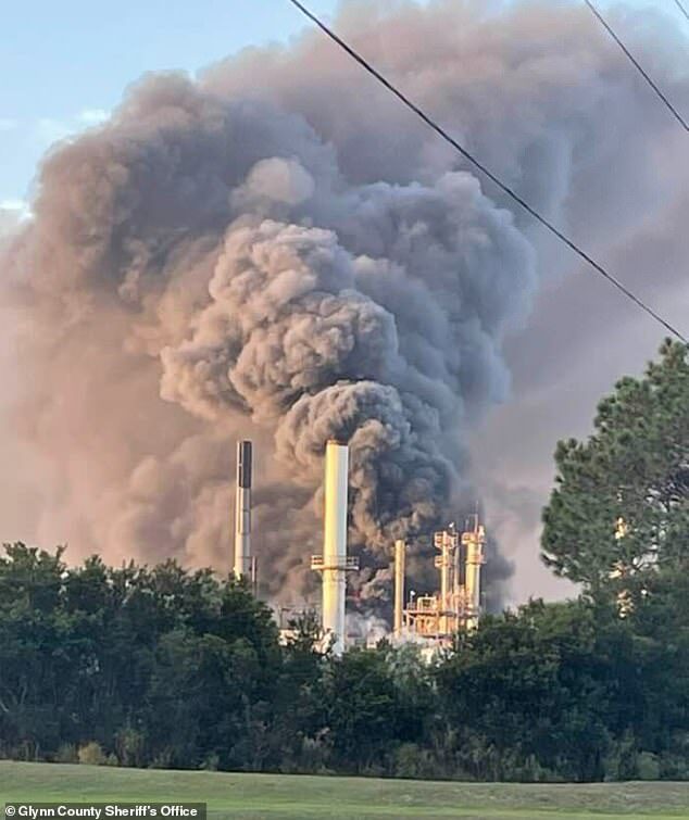 Click to enlarge explosion plant us
