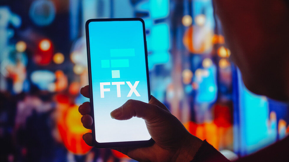 FTX crypto collapse exchange ukraine democrats money launder